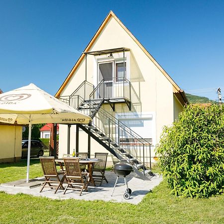 Holiday Home Emi - Bac110 By Interhome Бадачоньтомай Экстерьер фото