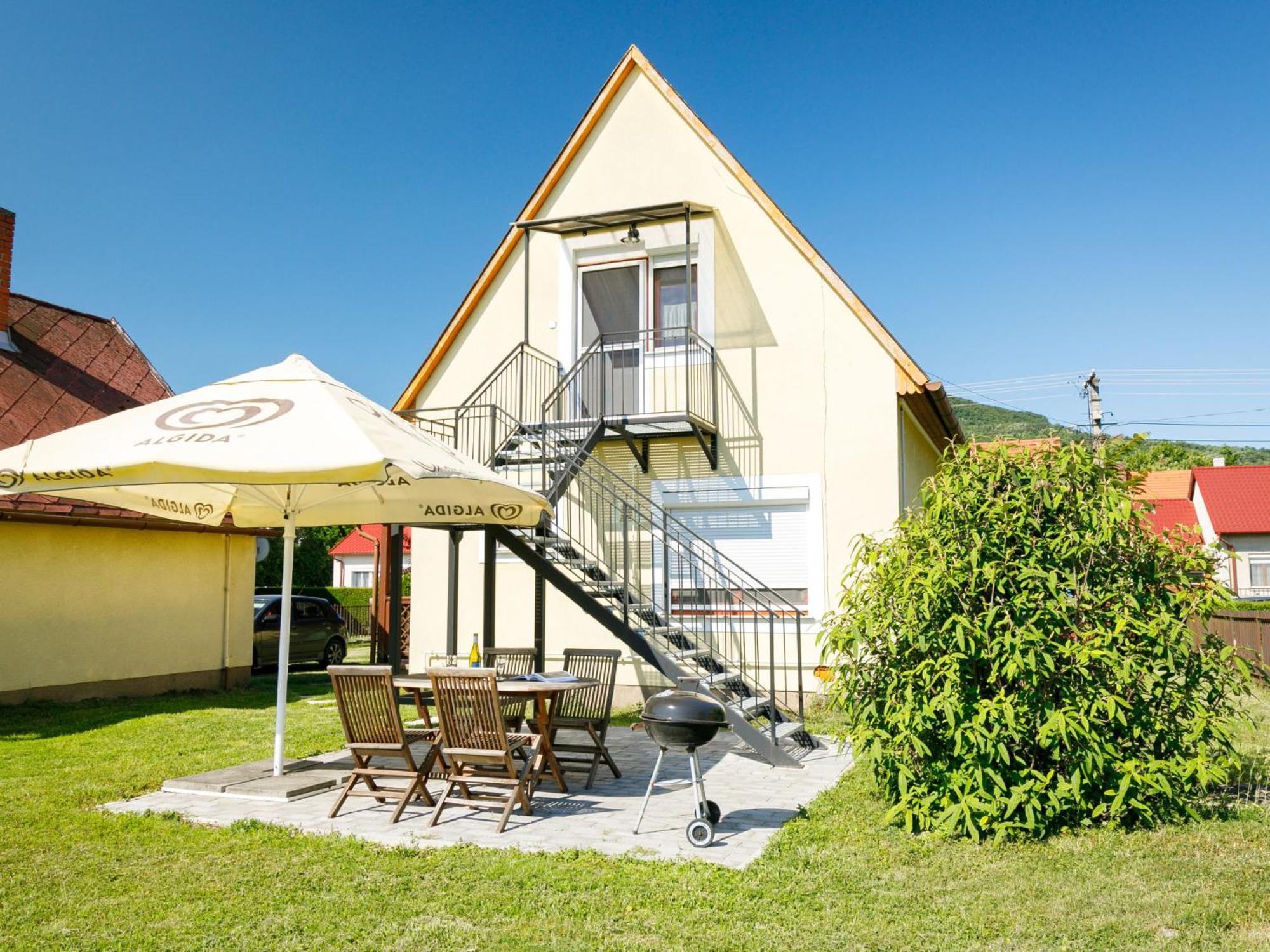 Holiday Home Emi - Bac110 By Interhome Бадачоньтомай Экстерьер фото